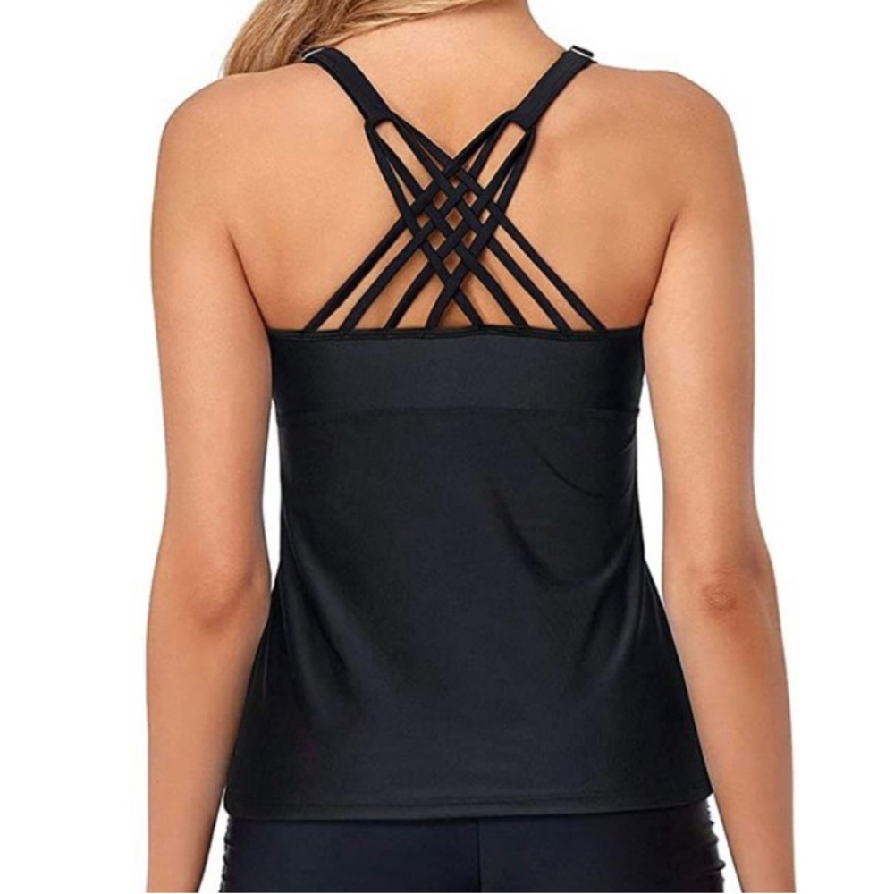 NWT Strappy Athletic Tankini Top